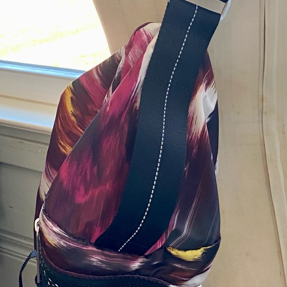 Lulu Lemon Yoga Tote - Picture 6 of 12